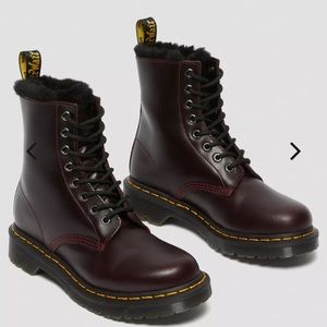 Dr Martens 1460 serene Lace Up